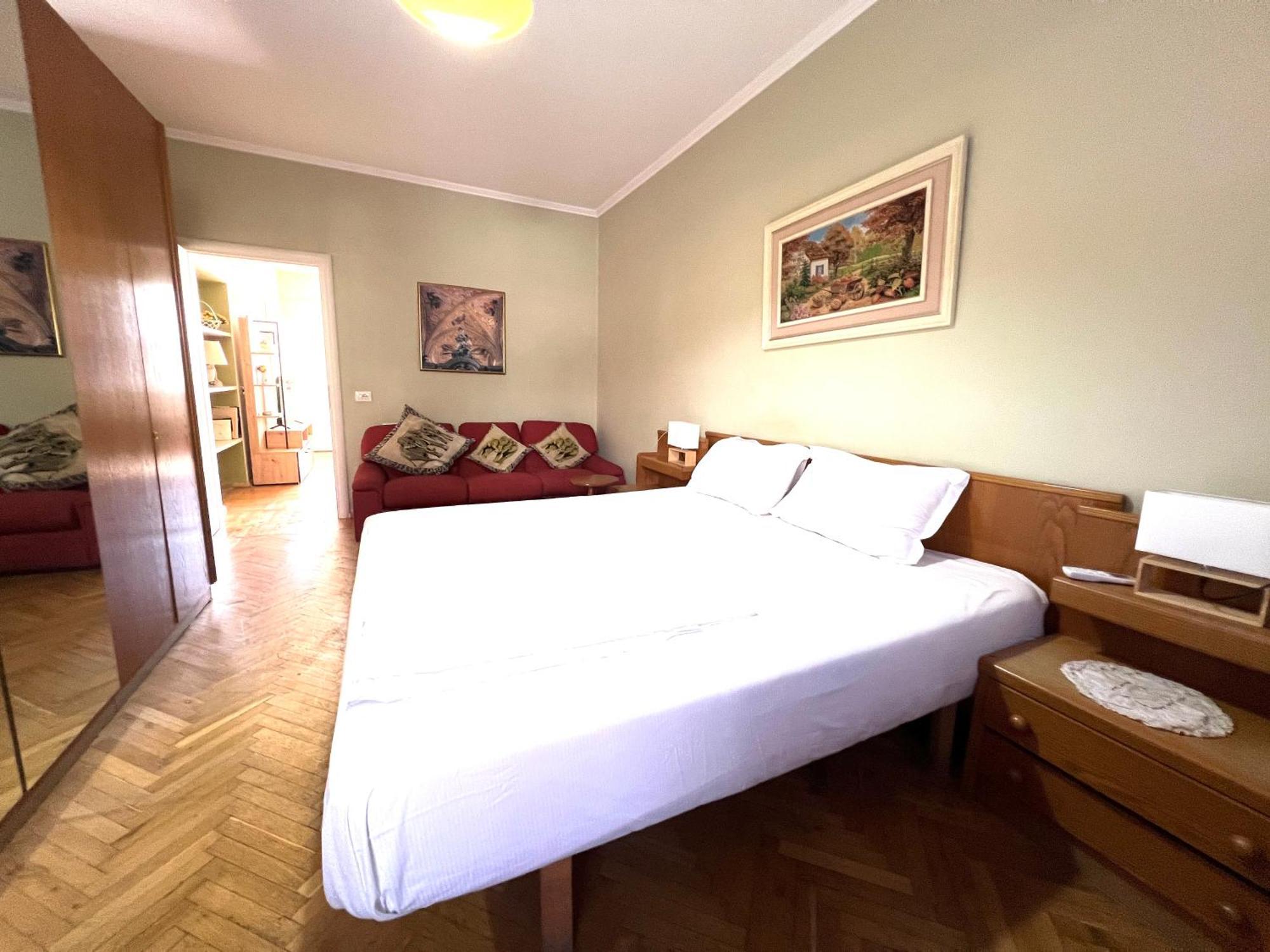 Vintage Apartment In Center Tirana Zewnętrze zdjęcie